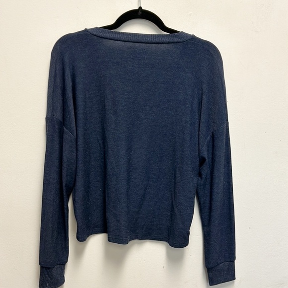 Chaser navy v neck top - Picture 2 of 4